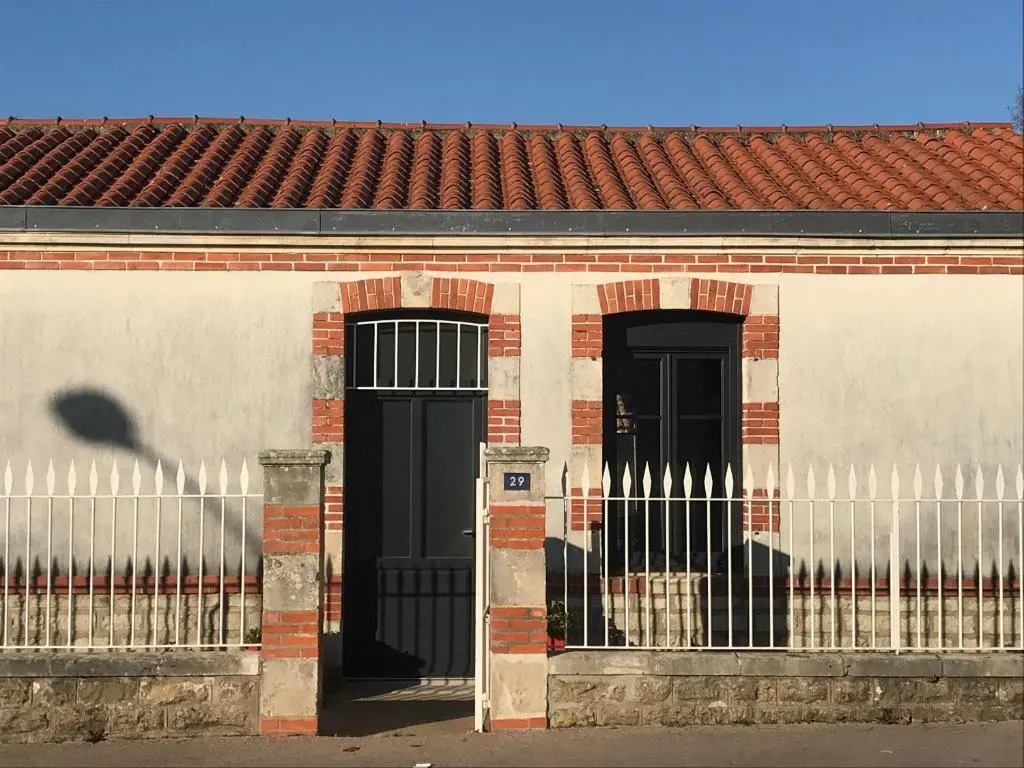 Maison de charme rénovée avec piscine, spa et proximité des plages vendéennes - FR-1-426-464