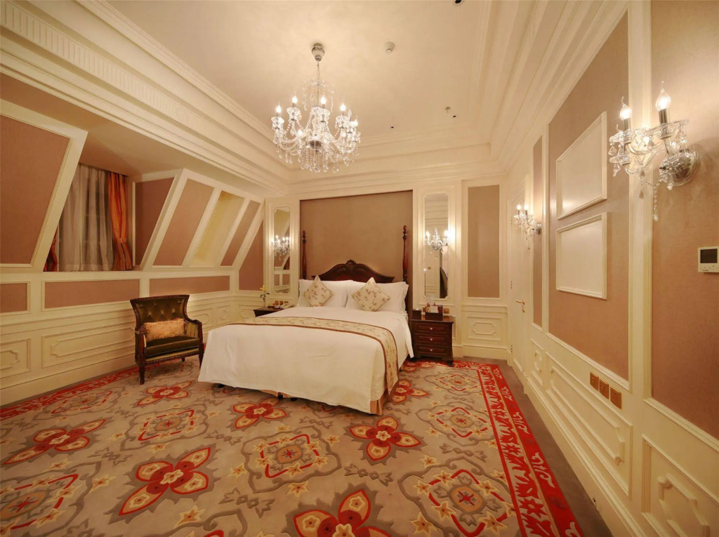 Dragon Lake Princess Hotel