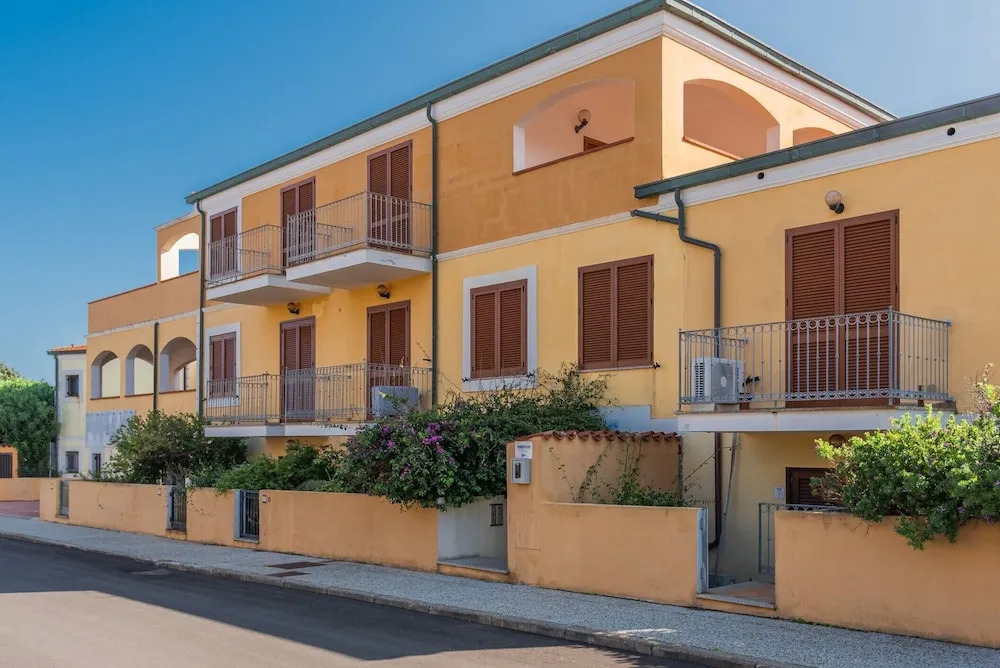 Glorious Residence Le Pavoncelle one Bedroom Sleeps Four Num1454