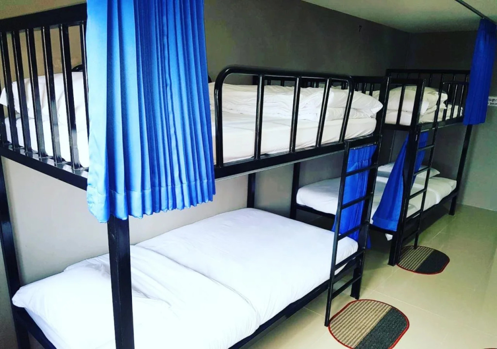 Doze Hostel