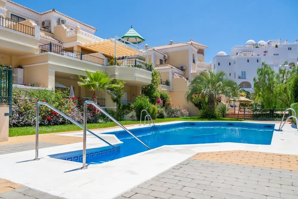 Jardines de Burriana Playa Nerja Canovas