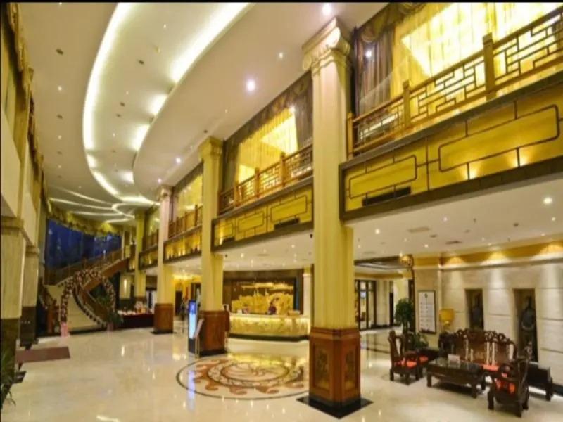 Golden Lotus Herton Seaview Hotel
