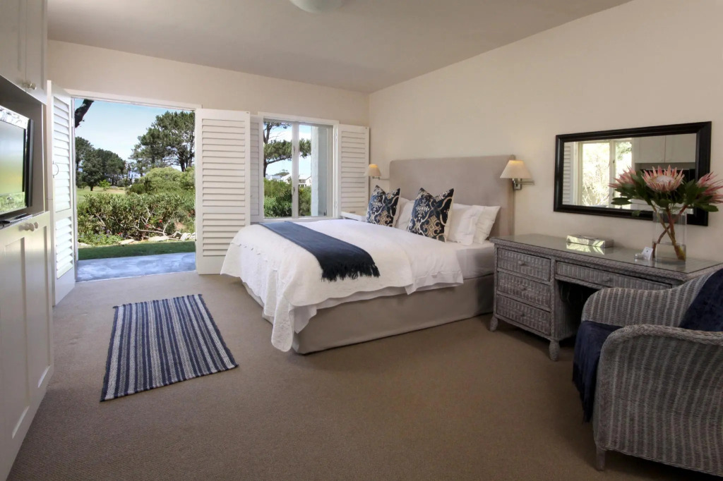 Hermanus Lodge on the Green - Solar Power