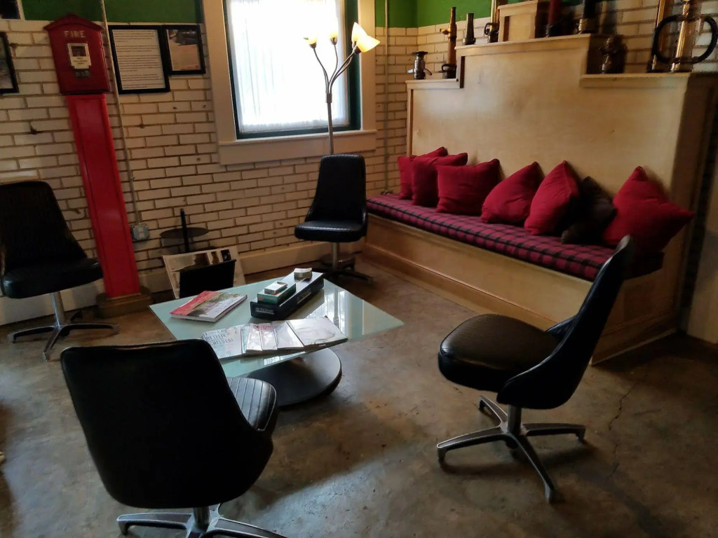 HI Little Rock Firehouse Hostel & Museum