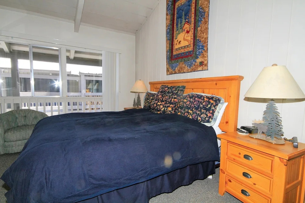 Sierra Park S #80 1 Bedroom Condo