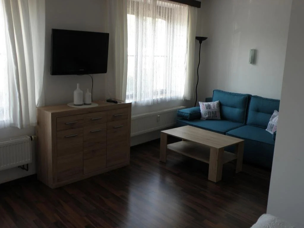 Plums Restaurant & Pension