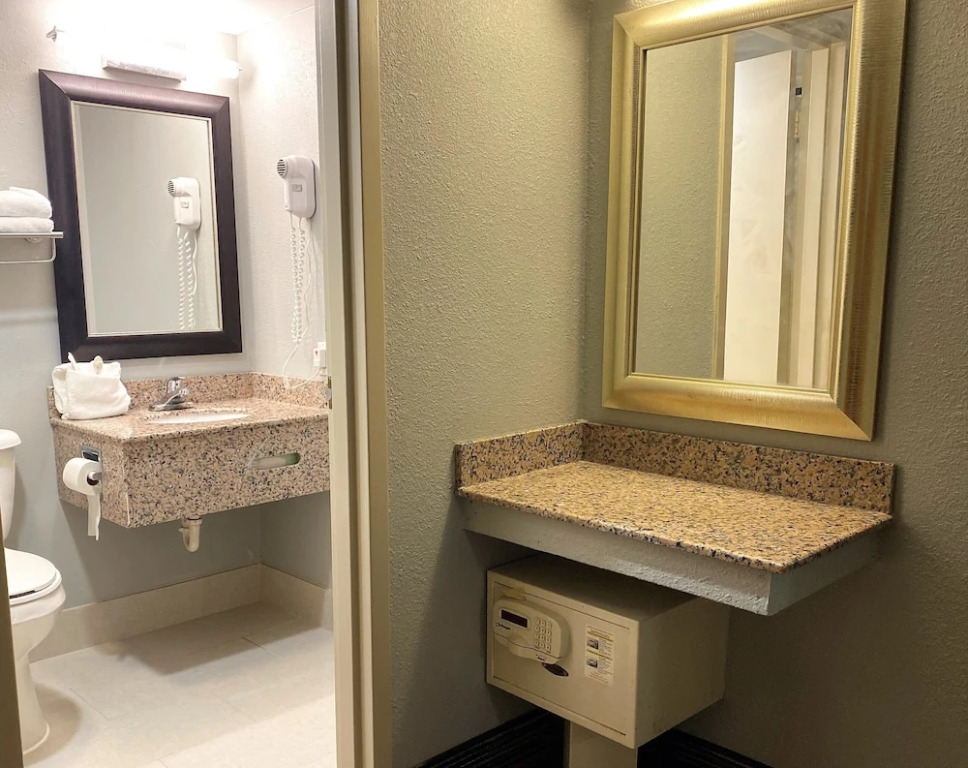 Bloomington Travelodge