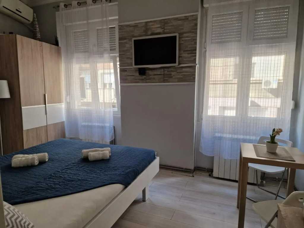 SnowWhite New Apartment