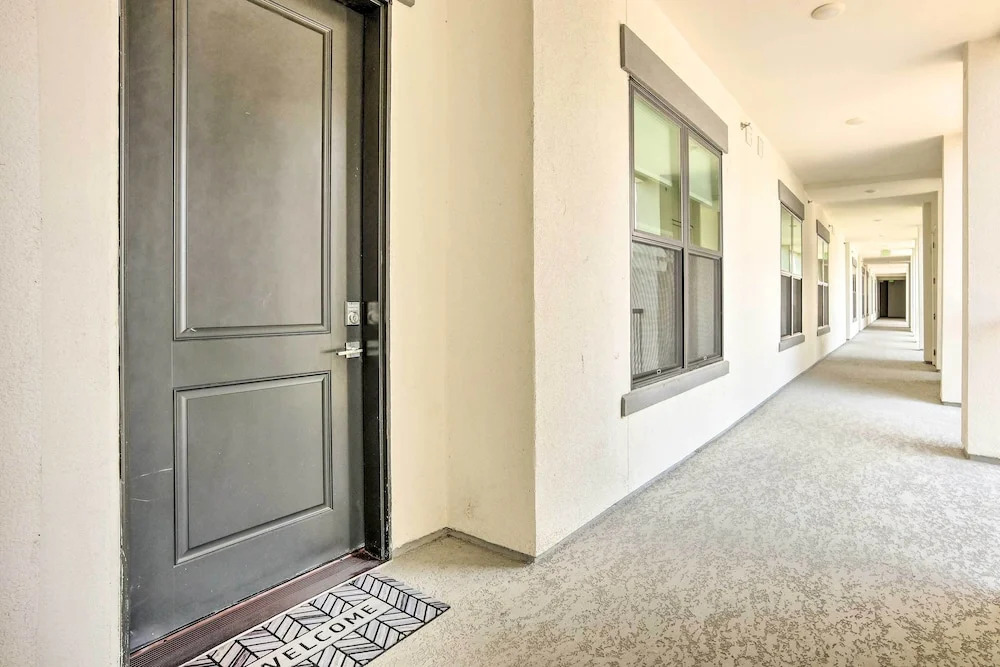 Lakeside Montgomery Condo Near Boat Rental!