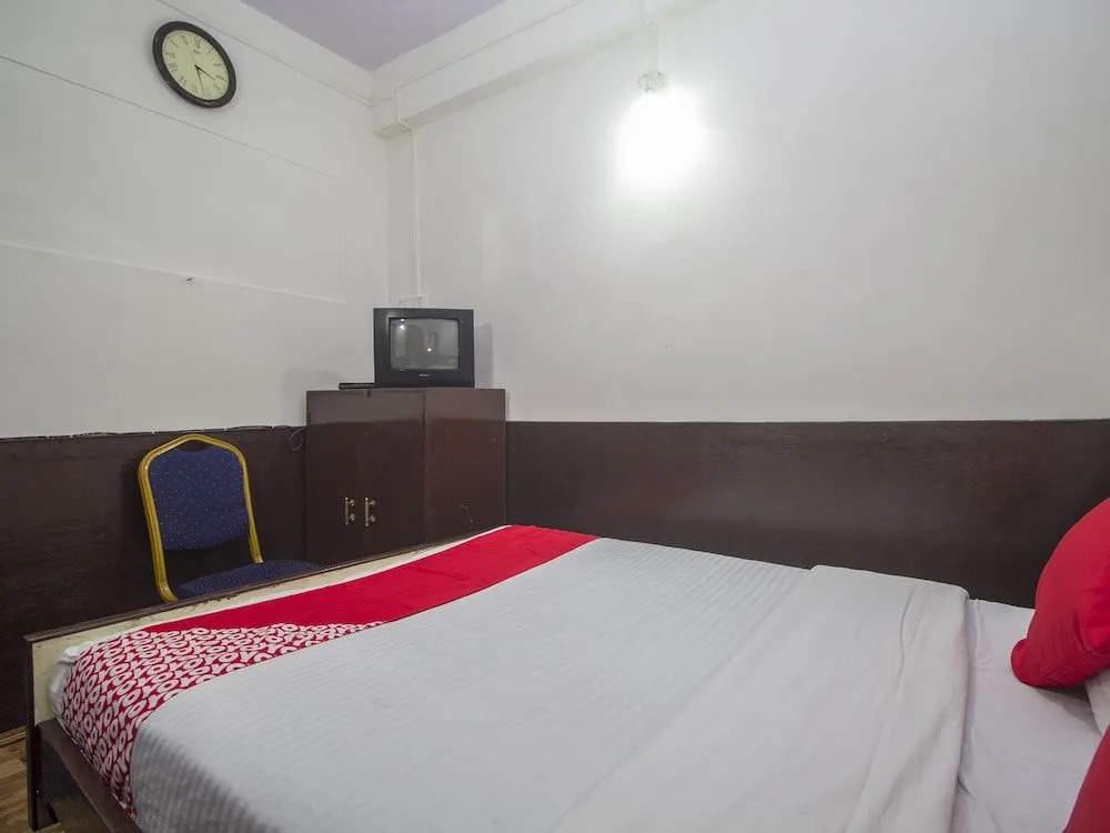 OYO 23629 Hotel Migtin