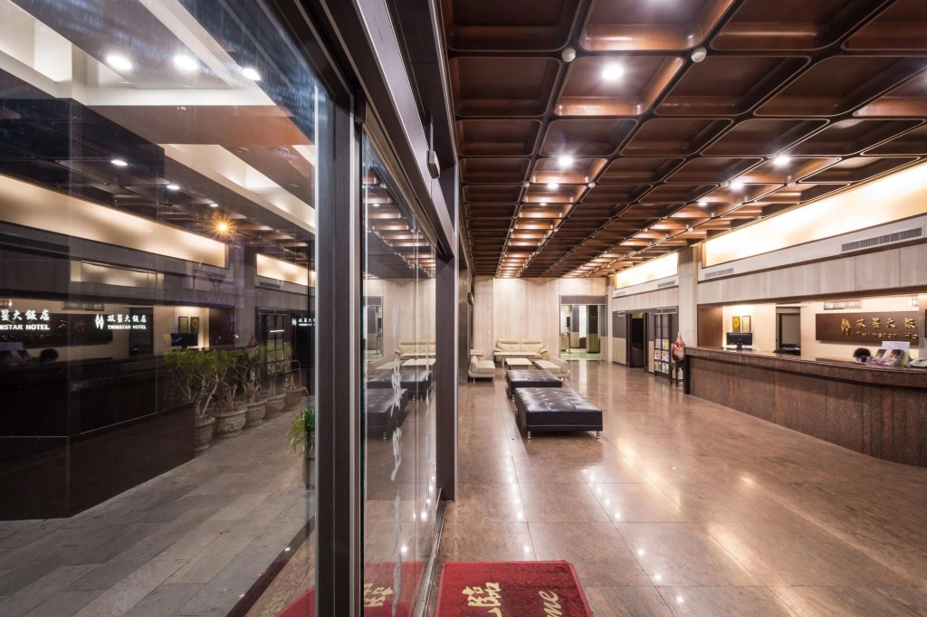 Twinstar Hotel