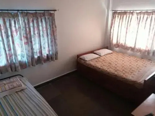 Hotel Happy Home