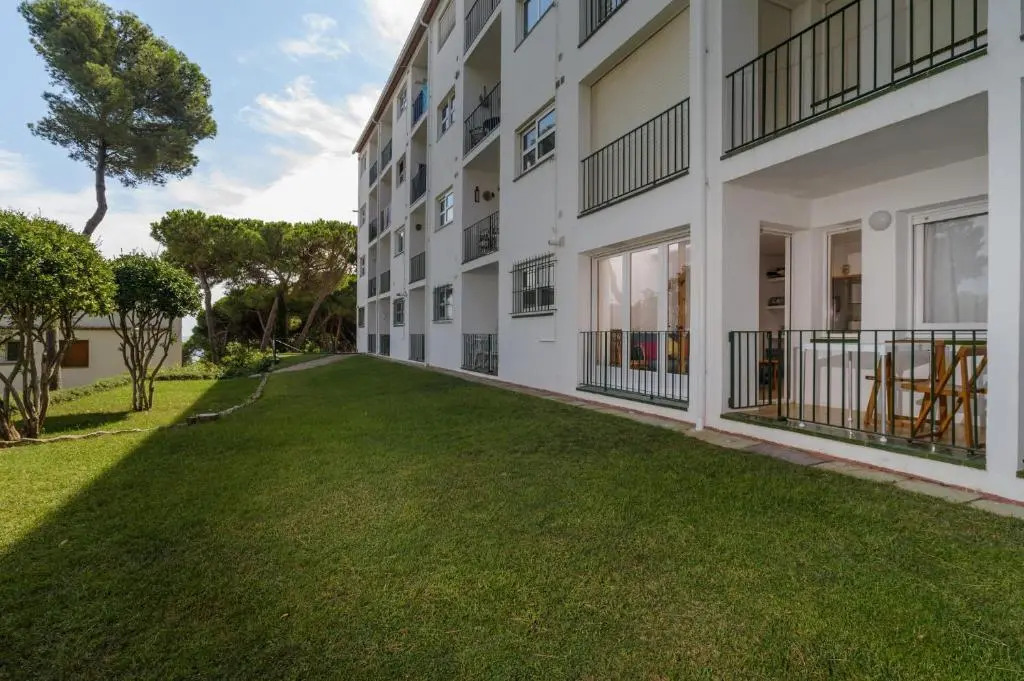Ñ-13 Calella DE Palafrugell 4 PAX