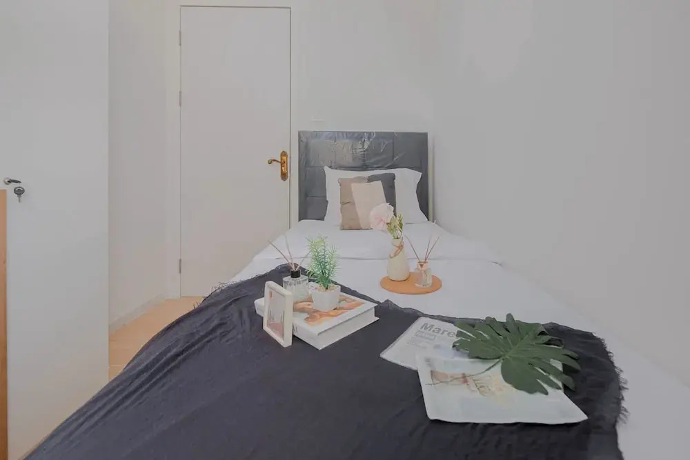 Spacious 3Br At Daan Mogot City Apartment