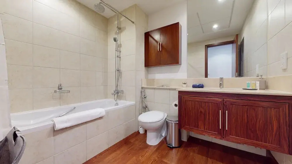 The Residences 601