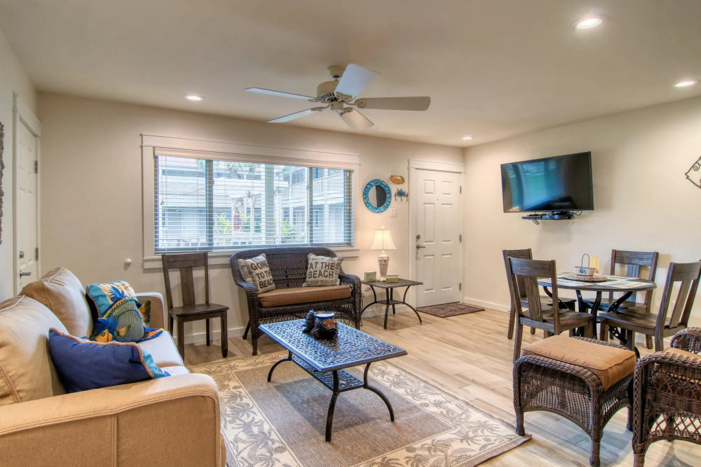 Courtyard #122 in Port Aransas
