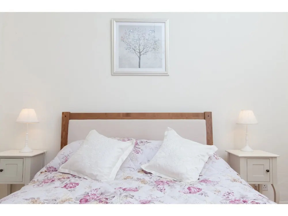 Homely Tenement for 4 Near Botanic Gardens
