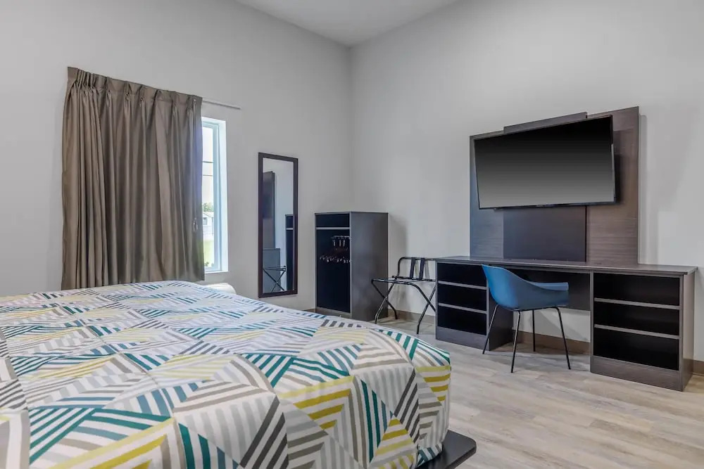 Studio 6 Gonzales, LA Baton Rouge Geismar Prairieville I 10