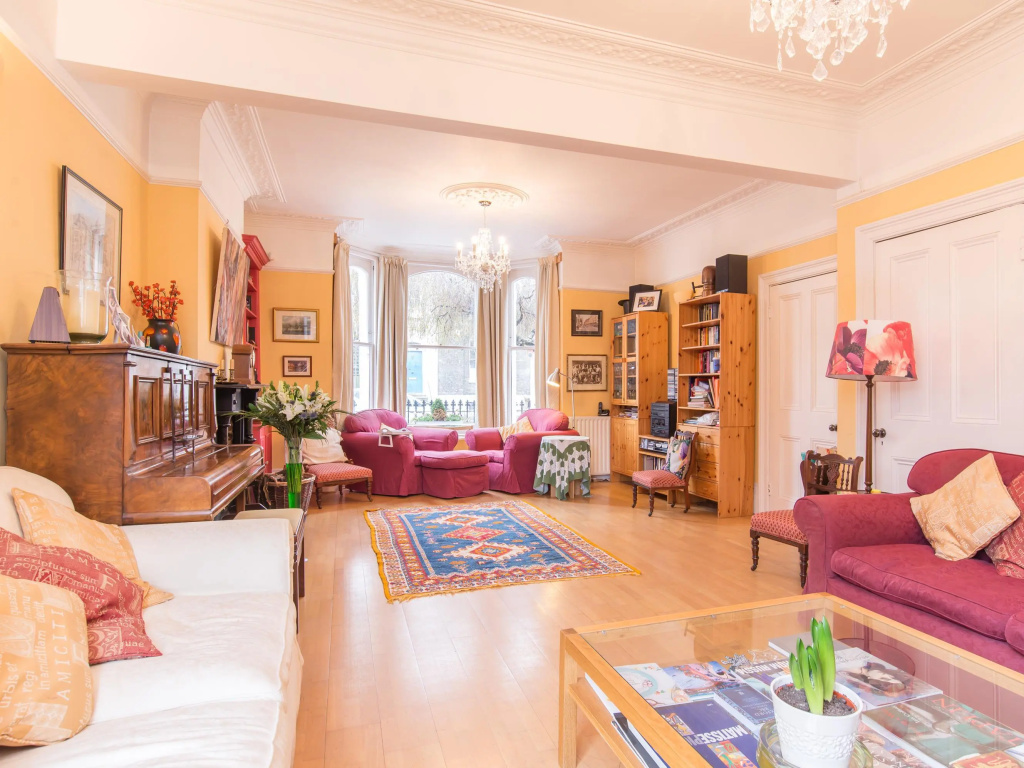 Veeve  4 Bed House On Stockwell Park Road Stockwell