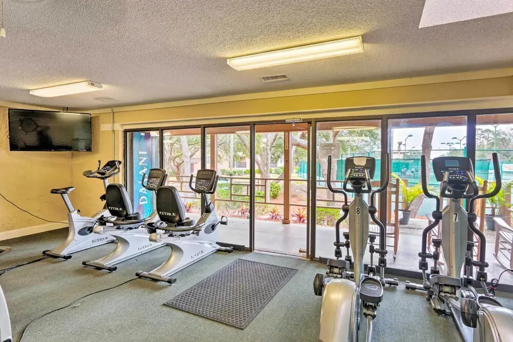Top-floor Condo w/ Ocean Views in Hilton Head!