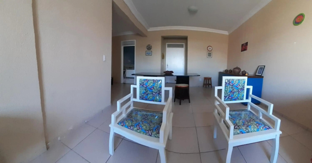 Apartamento Inteiro a 100 metros da Praia