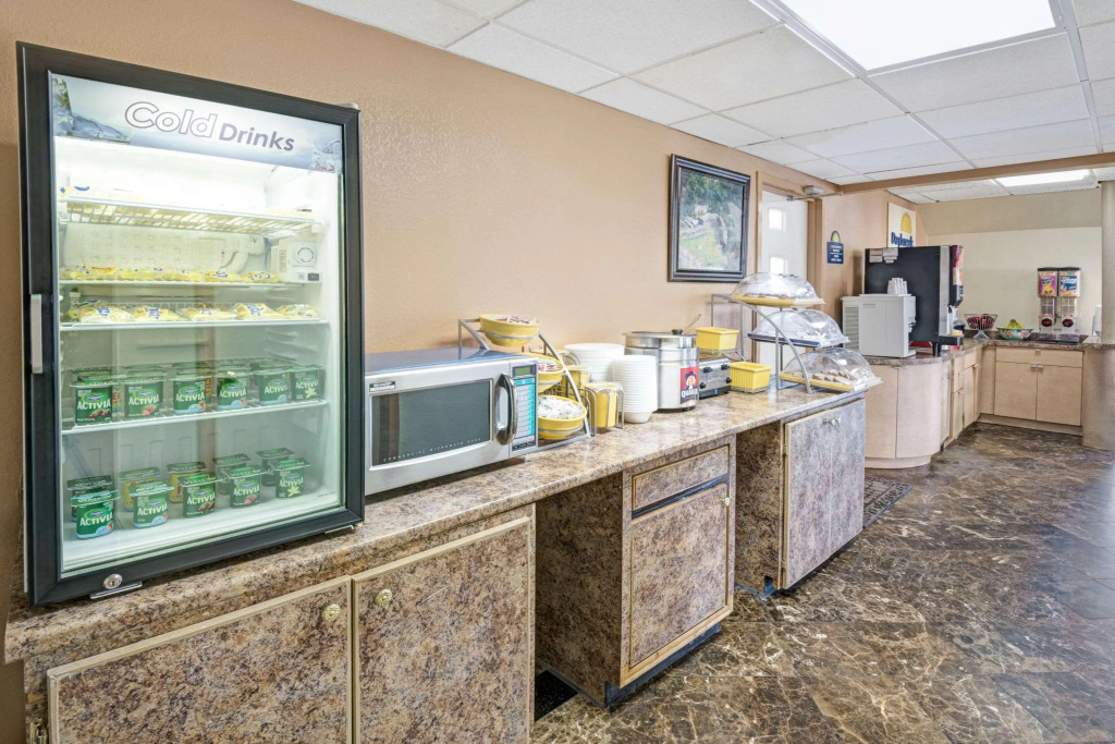 Days Inn and Conference Center Branford