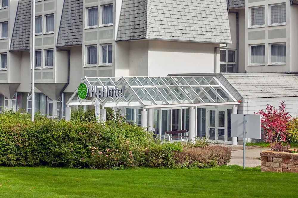 Sunday Hotel Wiesbaden Niedernhausen Apartments