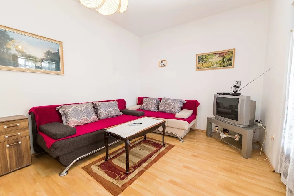 Apartments Raif