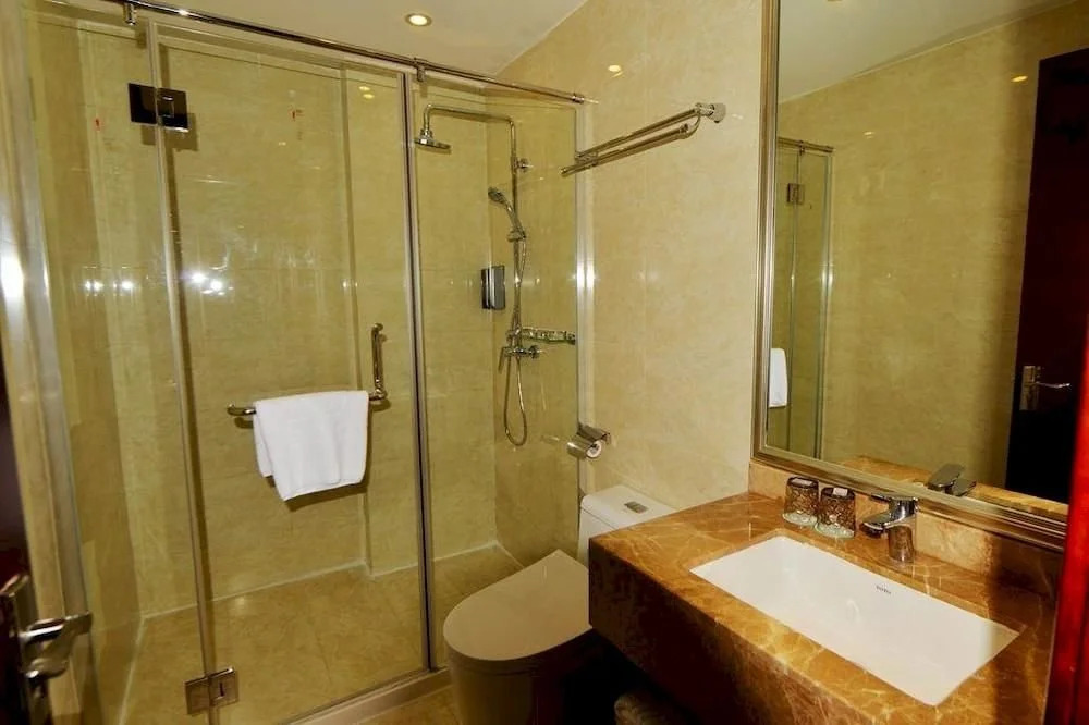 Qingdao Yahai Hotel