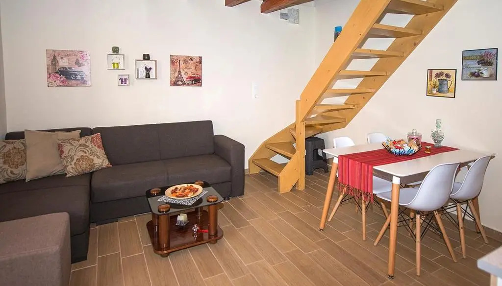 Elena's house