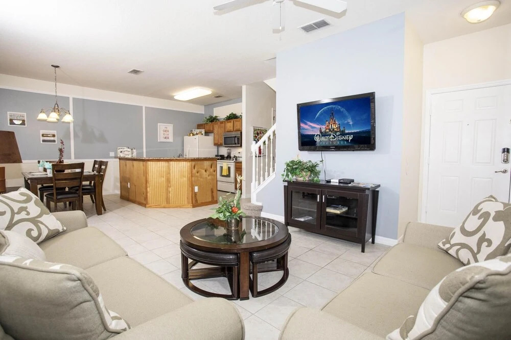 Encantada Resort 4 Bedroom w Pool Close to Disney 8570