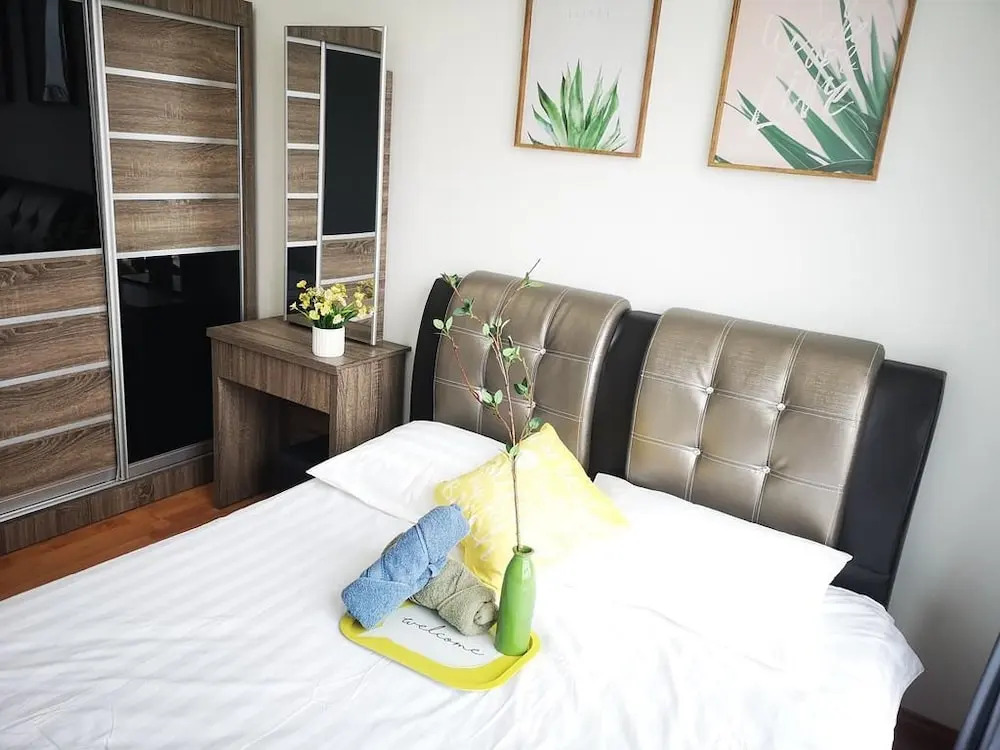 YOYO Homestay