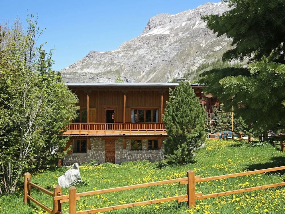Lovely Chalet at the Bellevarde ski Lift in Espace Killy