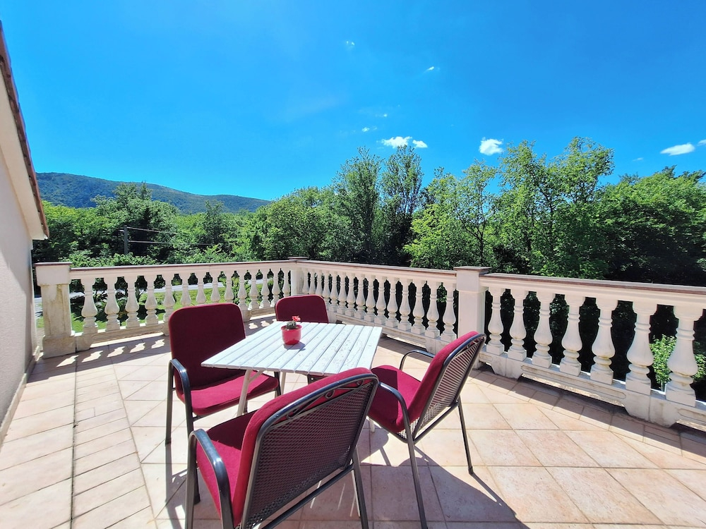 Apartment Nenad