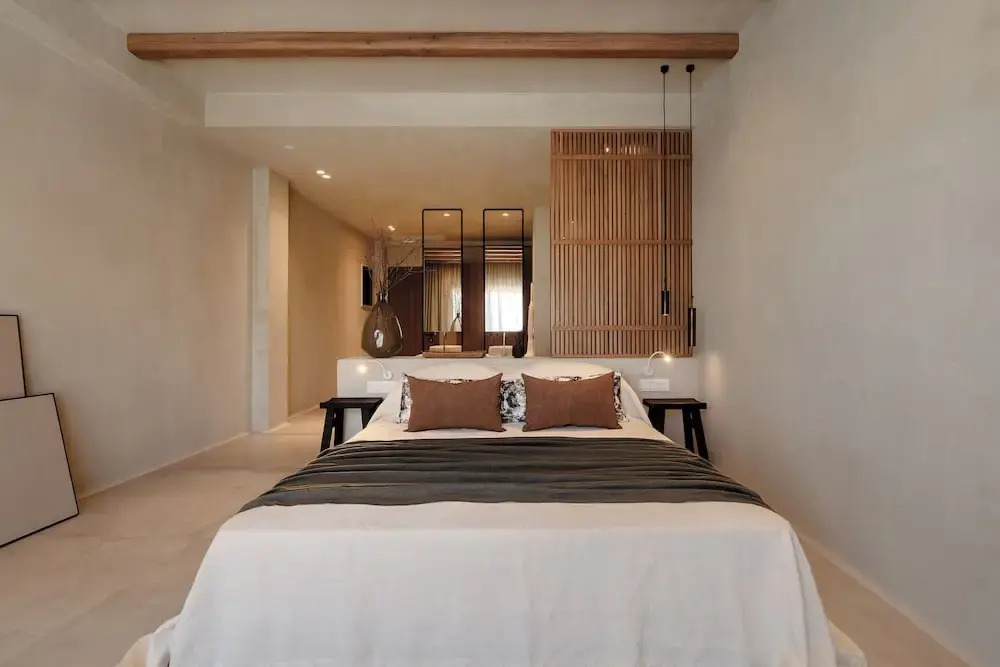 Tesoro Elegant escapes- suites