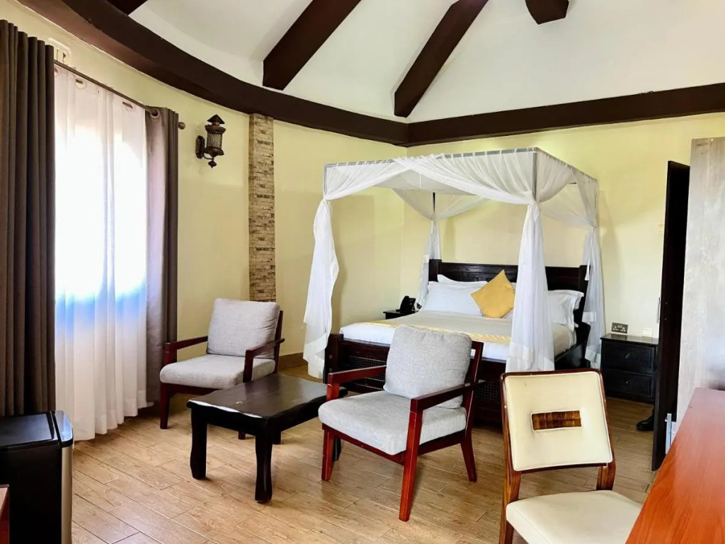 Nokras Riverine Hotel & Spa