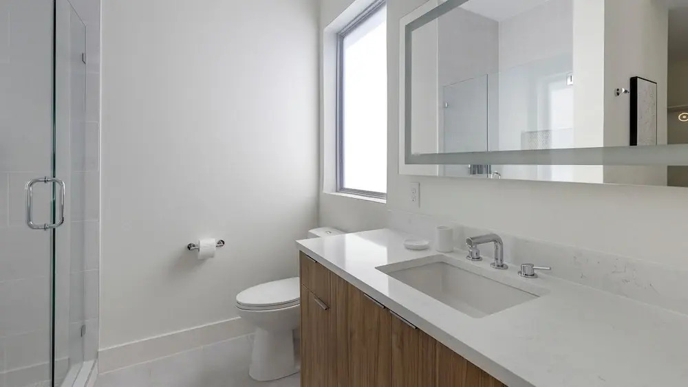 Landing Apartments - Downtown Dallas
