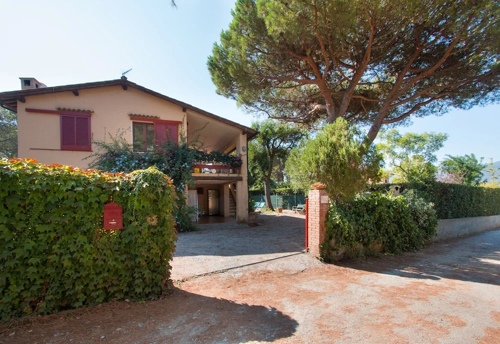 Villa Giolù a pochi passi dal mare