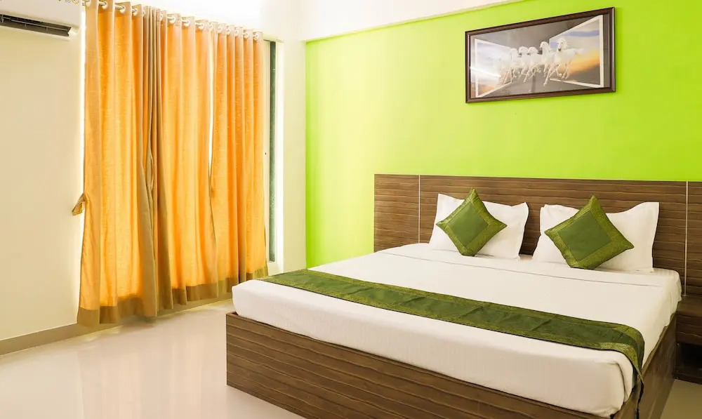 Treebo Trip Nalanda Apts.