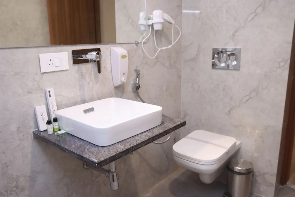 Hotel Sharda Residency