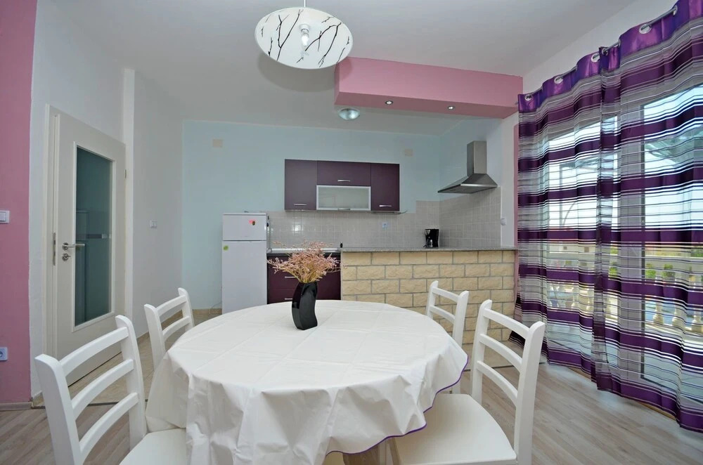 Apartment Damir