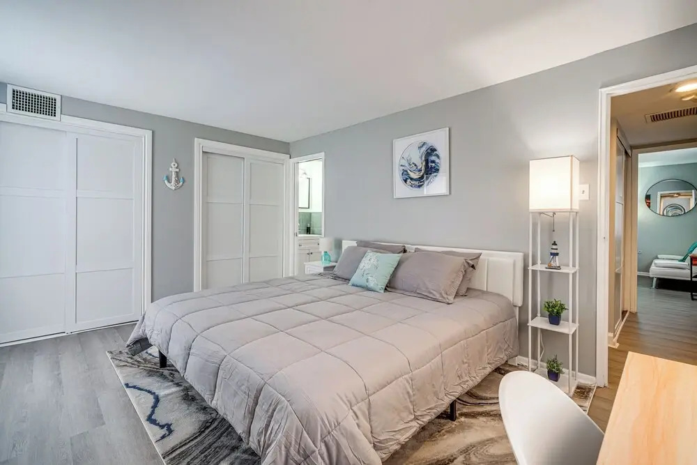 Walk to Casino: Condo w/ Balcony in Atlantic City!