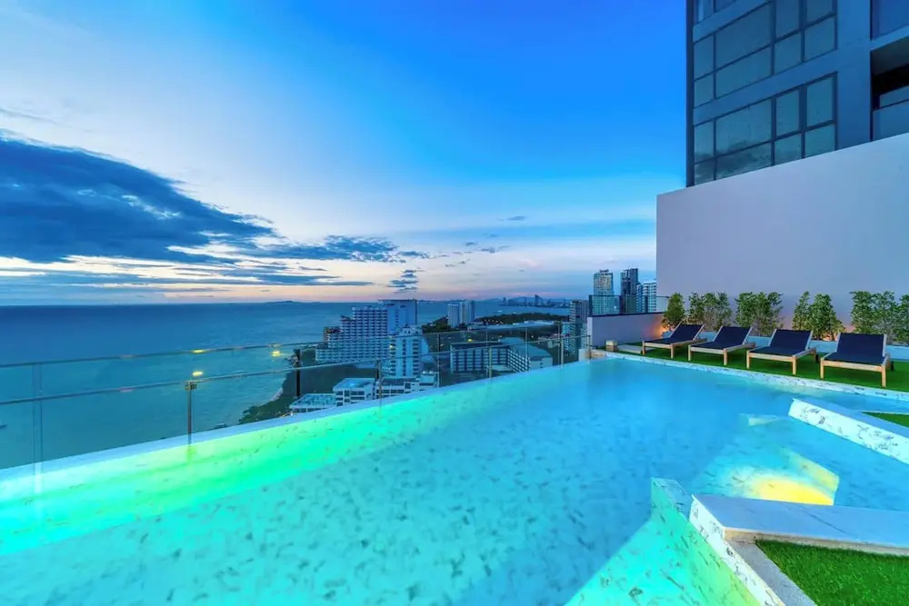 35th Floor Sea View Beauty