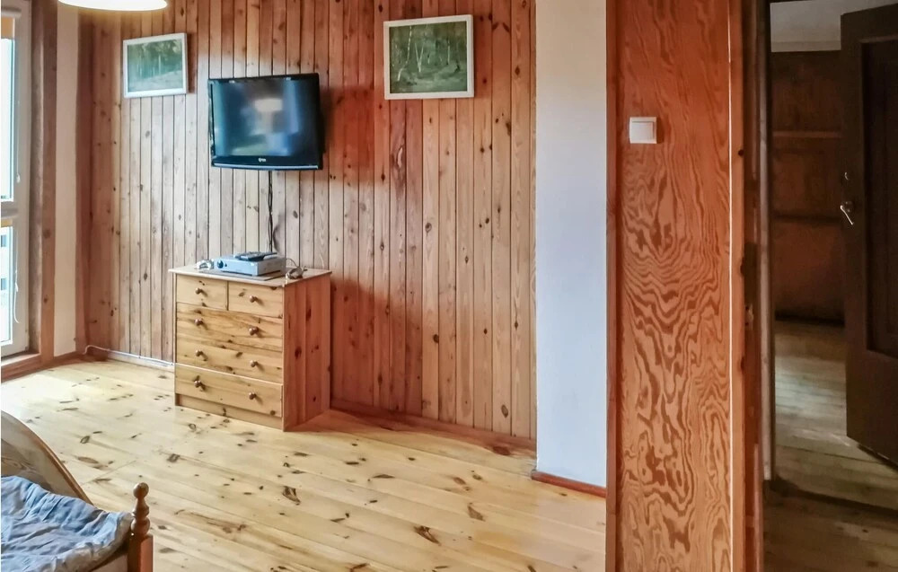 5 Bedroom Pet Friendly Home In Rowy