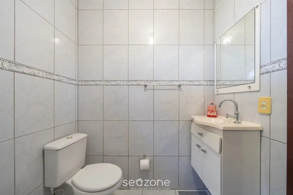 3BR Home w/ BBQ 100m From Beach Rpr056