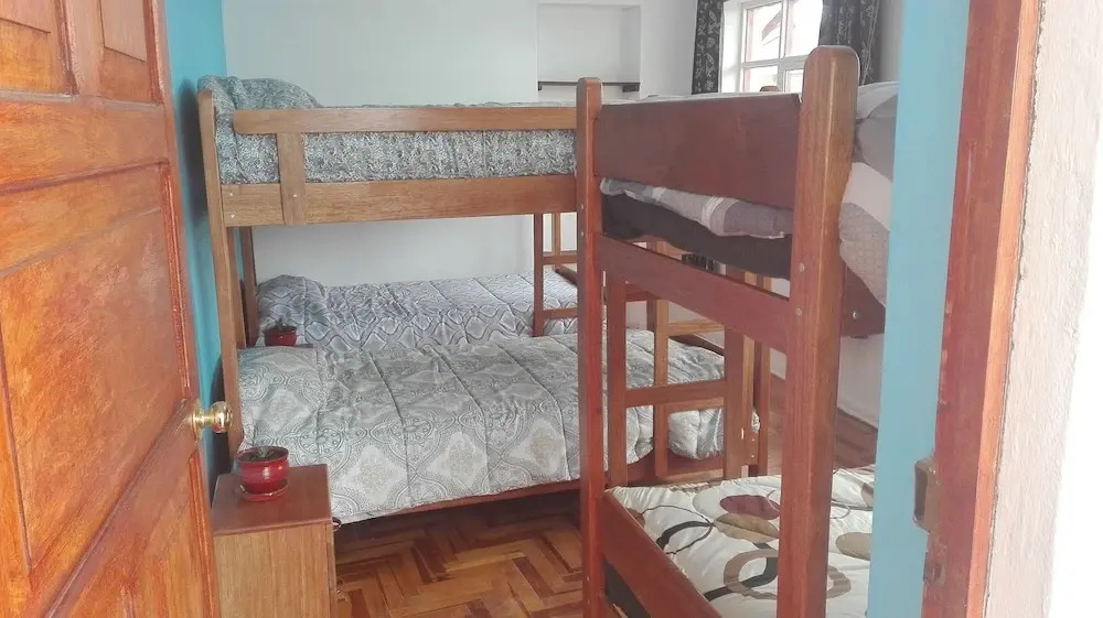 Tupackers Hostel