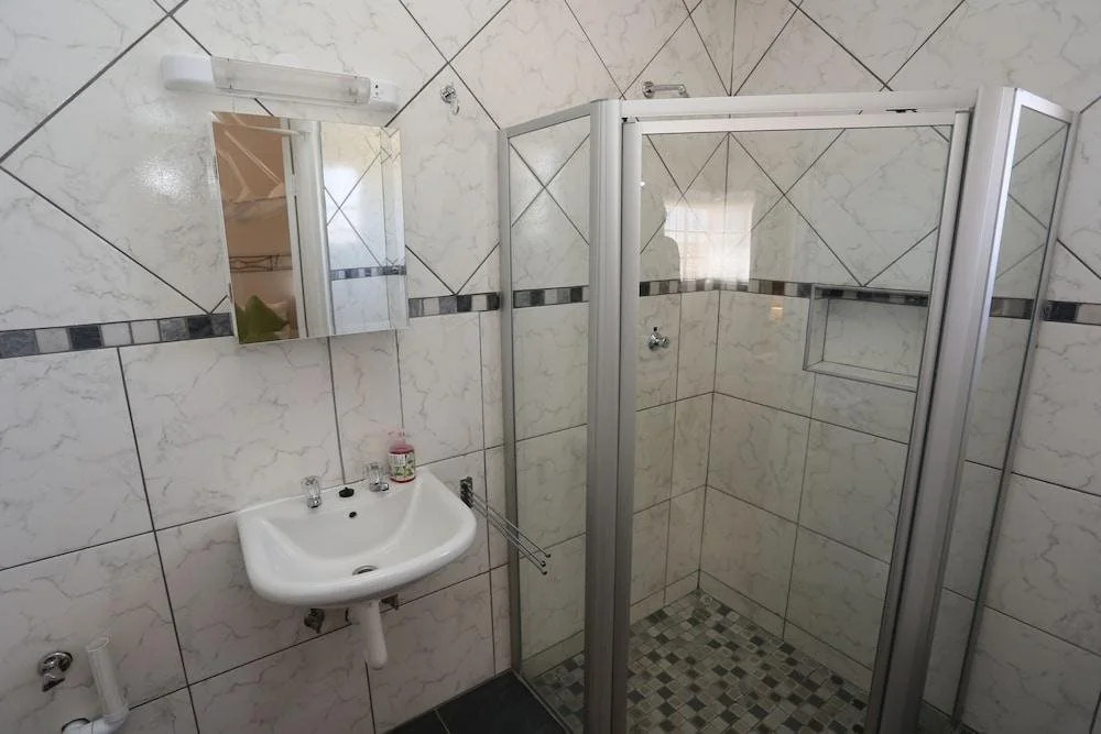 Aus Self-Catering Units
