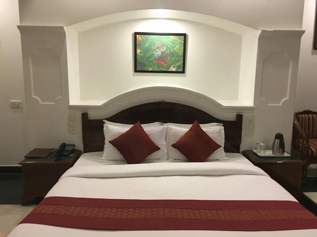 Hotel Lawrence