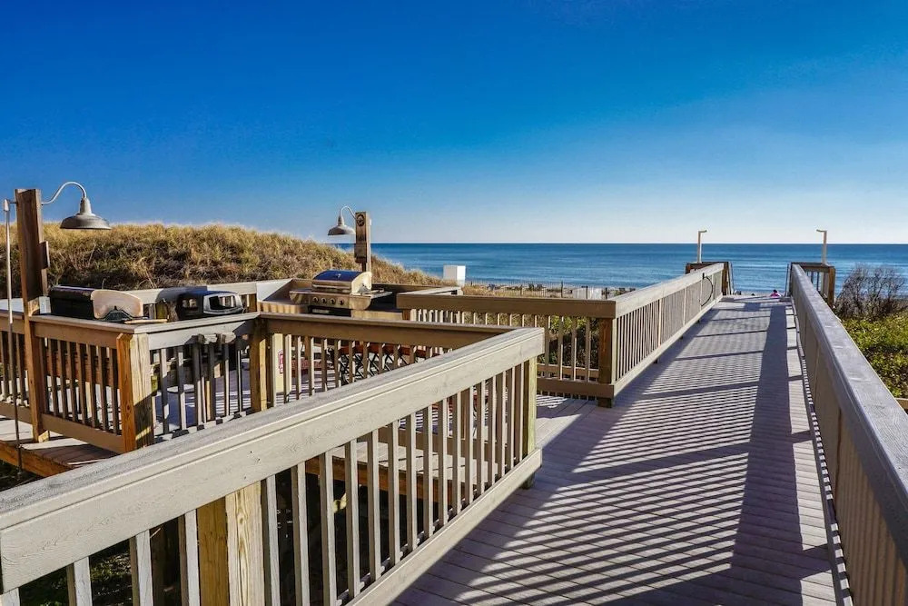 Sunrise Beach 2008 by RedAwning