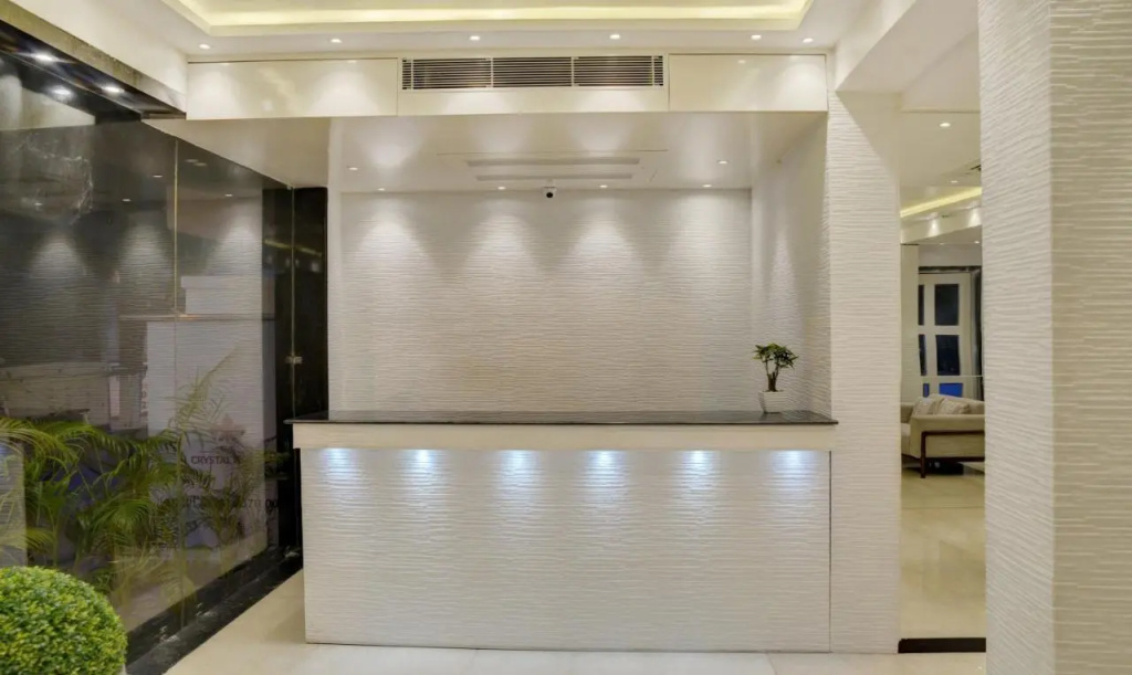 Treebo Premium The Crystal, Chinar Park